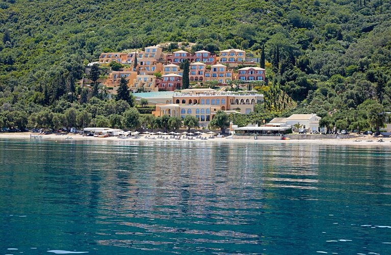 Nido, Mar-Bella Collection