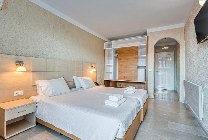 Alkionis - Wohnbeispiel Doppelzimmer Gartenblick (Zimmercodierung DBG)