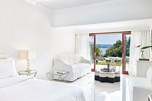 Corfu Imperial a Grecotel Resort to Live - Wohnbeispiel Bungalow Junior Suite Waterfront (Zimmercodierung B1M)