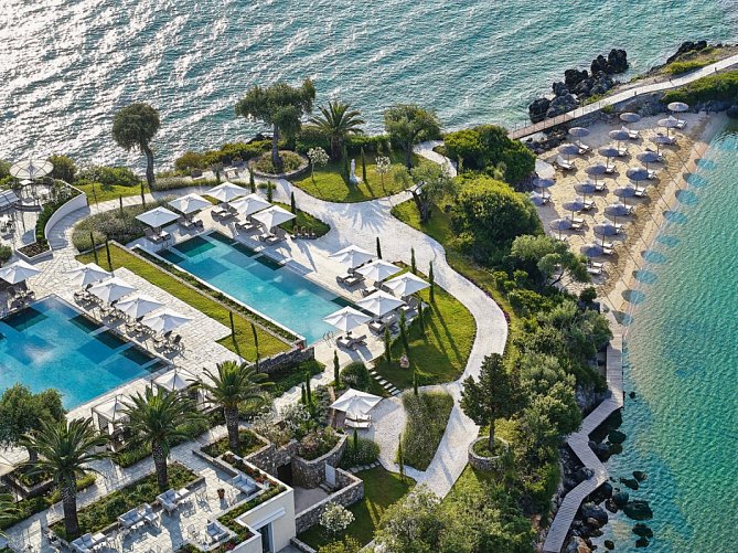 Corfu Imperial a Grecotel Resort to Live