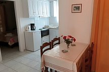 Villa Silvia - Wohnbeispiel Appartement 2 Schlafzimmer Gartenblick (Zimmercodierung OBG)