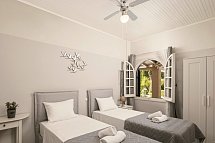 Villa Violetta - Wohnbeispiel Appartement 2 Schlafzimmer Gartenblick (Zimmercodierung OBG)