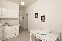 Villa Violetta - Wohnbeispiel Appartement 2 Schlafzimmer Gartenblick (Zimmercodierung OBG)