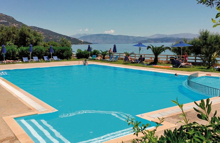 La Riviera Barbati Seaside Luxurious Apartments & Villas