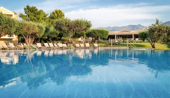 Mareblue Beach Corfu Resort