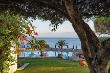 Mareblue Beach Corfu Resort