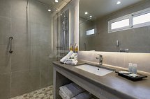 Mareblue Beach Corfu Resort - Bad Doppelzimmer Superior (Zimmercodierung DS1)