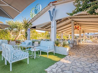Albatros Hotel