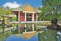 The Palms Hotel
