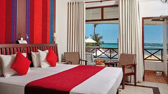 Coral Sands Hotel