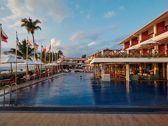 Coral Sands Hotel