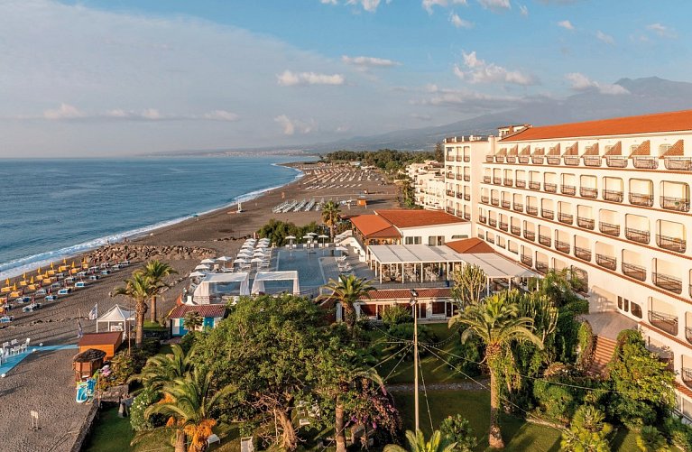 Delta Hotels by Marriott Giardini Naxos