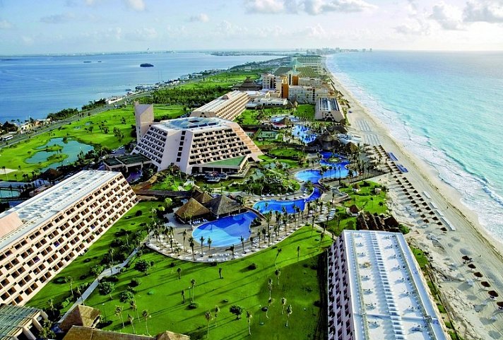 Grand Oasis Cancún - The Entertainment Resort