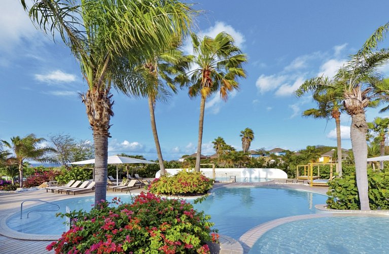 Chogogo Dive & Beach Resort