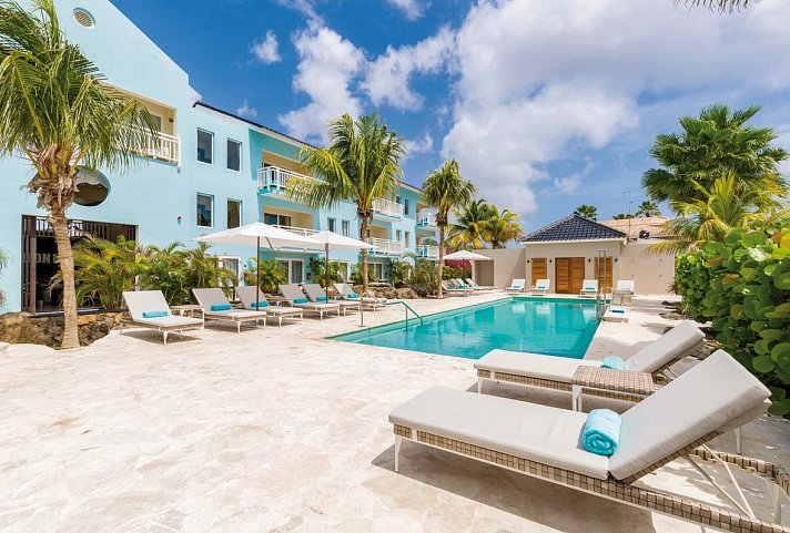 Dolphin Suites