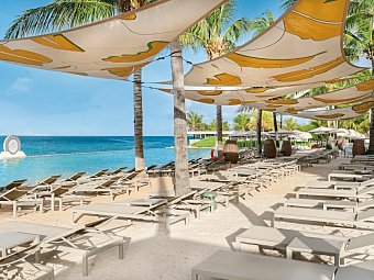 Papagayo Beach Hotel