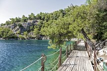 Hillside Beach Club