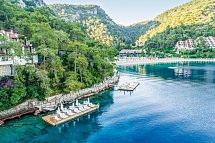 Hillside Beach Club