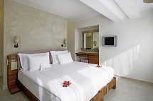 Hillside Beach Club - Wohnbsp. Doppelzimmer seitl. Meerblick (Zimmercodierung DBN)