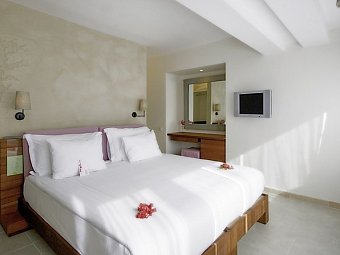 Hillside Beach Club - Wohnbsp. Doppelzimmer seitl. Meerblick (Zimmercodierung DBN)