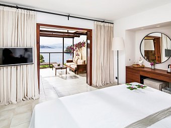 Hillside Beach Club - Wohnbeispiel Doppelzimmer seitl. Meerblick (Zimmercodierung DBN)
