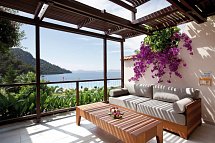 Hillside Beach Club
