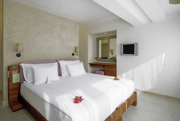 Hillside Beach Club - Wohnbsp. Doppelzimmer seitl. Meerblick (Zimmercodierung DBN)