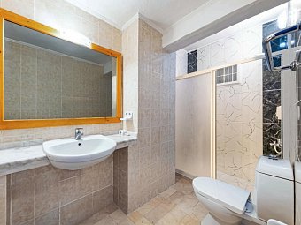 Ölüdeniz Beach Resort by Z Hotels - Beispiel Bad Doppelzimmer Economy (Zimmercodierungen DE1 & DC1)