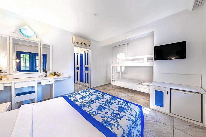 Ölüdeniz Beach Resort by Z Hotels