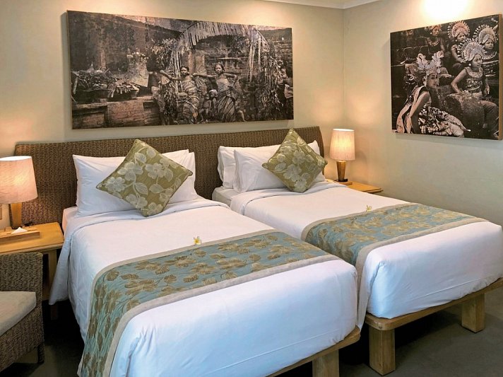 Puri Raja Hotel Legian Bali