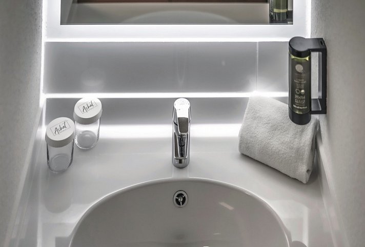 ACHAT Hotel Dresden Altstadt - Beispiel Bad (Zimmercodierungen DB1, DE1 & DS1)