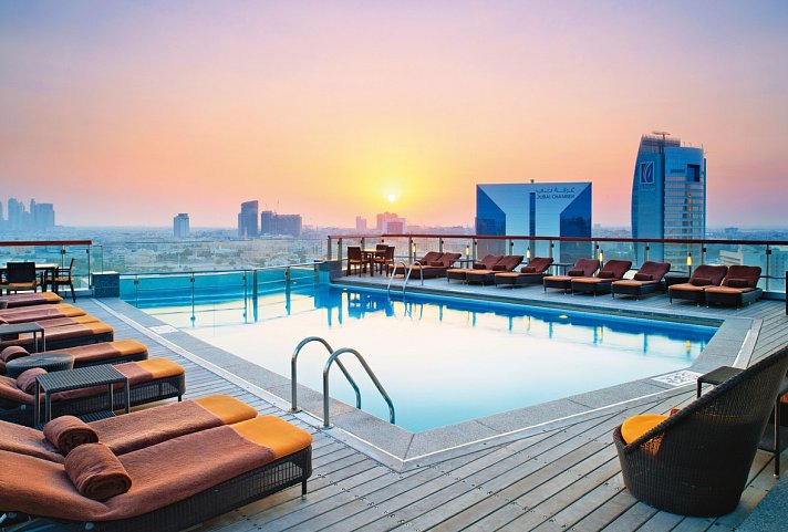 Golden Sands Hotel Creek