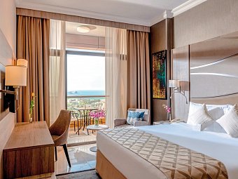 Two Seasons Hotel & Apartments - Wohnbeispiel Premium Suite Sea View (Zimmercodierung WMM)
