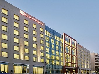 Hilton Garden Inn Dubai, Mall Avenue