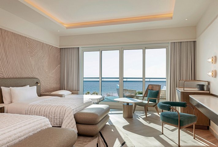 Le Meridien Al Aqah Beach Resort - Wohnbeispiel Deluxe Family Room (Zimmercodierung FB1)