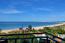 Pestana Dom João II Beach & Golf Resort - Beispiel Balkon Doppelzimmer Deluxe Meerblick (Zimmercodierungen D2M & DCM)