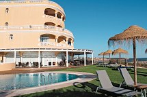 AP Oriental Beach