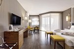 AP Oriental Beach