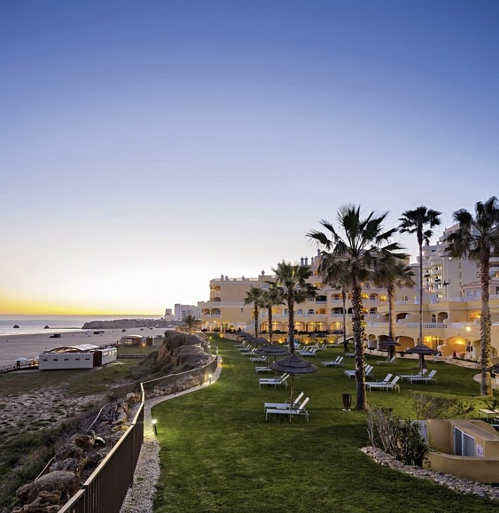 AP Oriental Beach