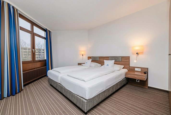 Parkhotel St. Leonhard - Wohnbeispiel Doppelzimmer Landseite (Zimmercodierung DB1)
