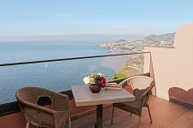 Ocean Gardens - Beispiel Balkon Doppelzimmer Buchtblick (Zimmercodierung DB2)