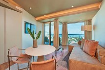 The Views Baía - Wohnbeispiel Juniorsuite Deluxe Meerblick (Zimmercodierung JDM)