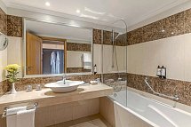Pestana Carlton Madeira Premium Ocean Resort - Beispiel Bad Familienzimmer (Zimmercodierung FBL)
