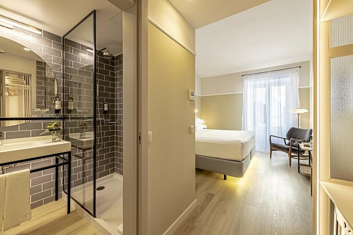 Pestana Fisherman Village Boutique Hotel - Beispiel Bad Doppelzimmer Komfort (Zimmercodierung DF2)