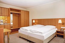 H+ Hotel Willingen - Wohnbeispiel Familienzimmer Deluxe (Zimmercodierungen FD1, FD2, UC1 & UC2)
