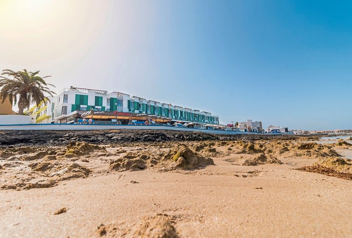 LIVVO Corralejo Beach