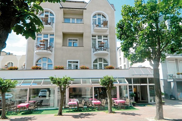 Atol Hotel & Spa