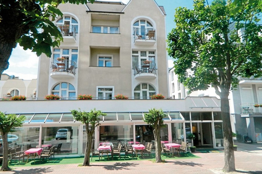 Atol Hotel & Spa