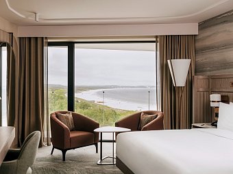 Hilton Swinoujscie Resort & Spa - Wohnbeispiel Doppelzimmer Superior seitl. Meerblick (Zimmercodierung DSN)
