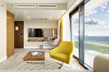 Radisson Blu Resort Swinoujscie - Wohnbeispiel Suite seitlicher Meerblick (Zimmercodierung W1N)